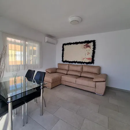 Vistal Al Mar Palasiet Апартаменты